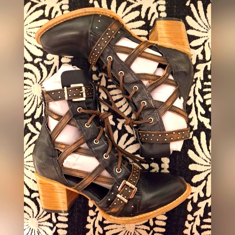 Freedbird By Steven Cheyenne Black Multi Strappy Ankle Boots